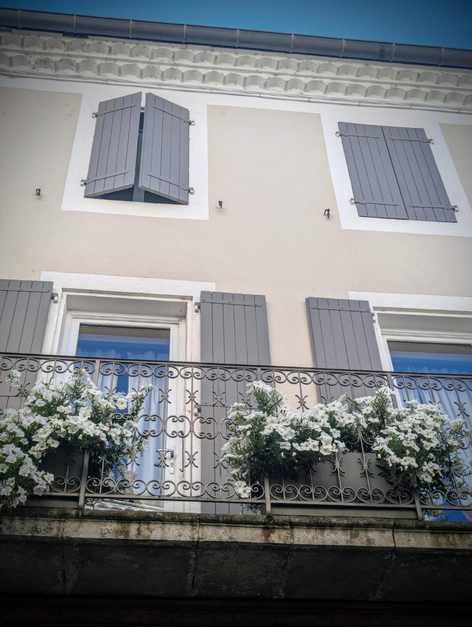 Bed and Breakfast La TULIPE SAUVAGE Bourdeaux Exterior foto